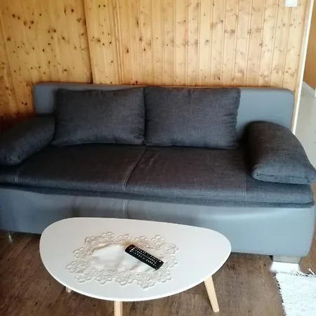 Goldenvendeghaz Βίλα *